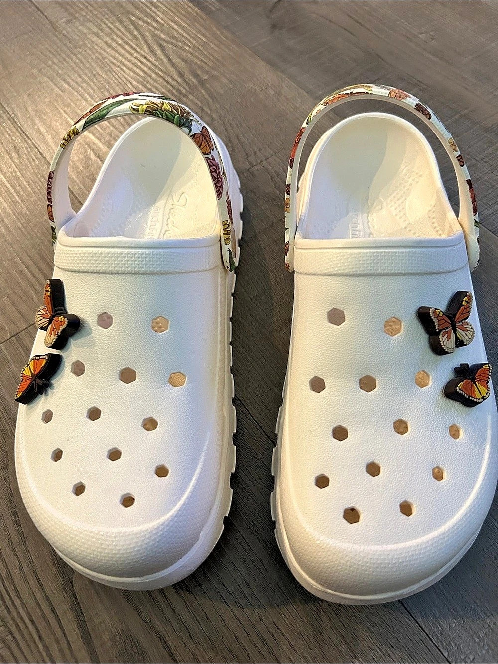 Skechers Arch Fit Footsteps - Butterfly Garden White Floral Sandals